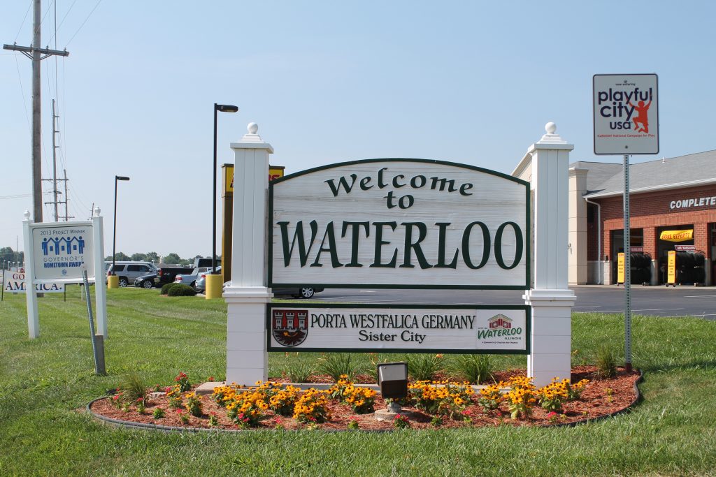welcome to waterloo sign